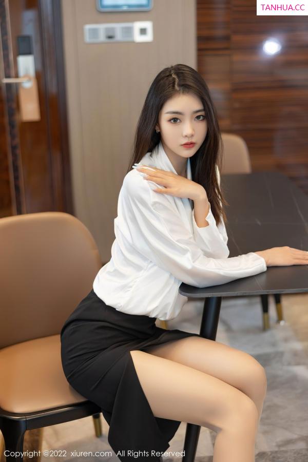 可乐Vicky  [XiuRen]高清写真图 2022.04.14 No.4869 可樂Vicky第43张图片